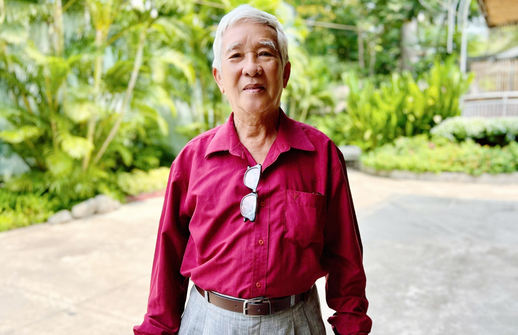 Hôn nhân 45 năm viên mãn bên người vợ kín tiếng của nghệ sĩ Tấn Thi - Ảnh 1.