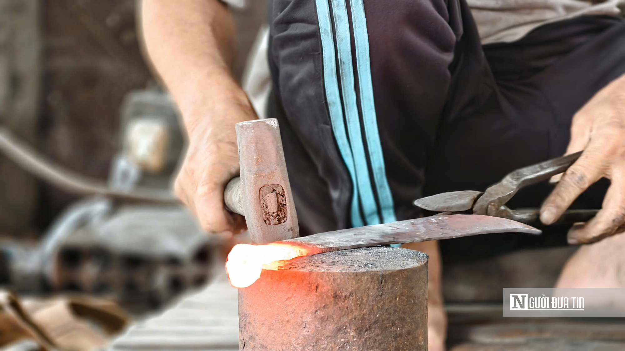 Làng nghề 300 năm tuổi ở Quảng Ngãi đỏ lửa những ngày cận Tết- Ảnh 6. Làng nghề 300 năm tuổi ở Quảng Ngãi đỏ lửa những ngày cận Tết- Ảnh 6.