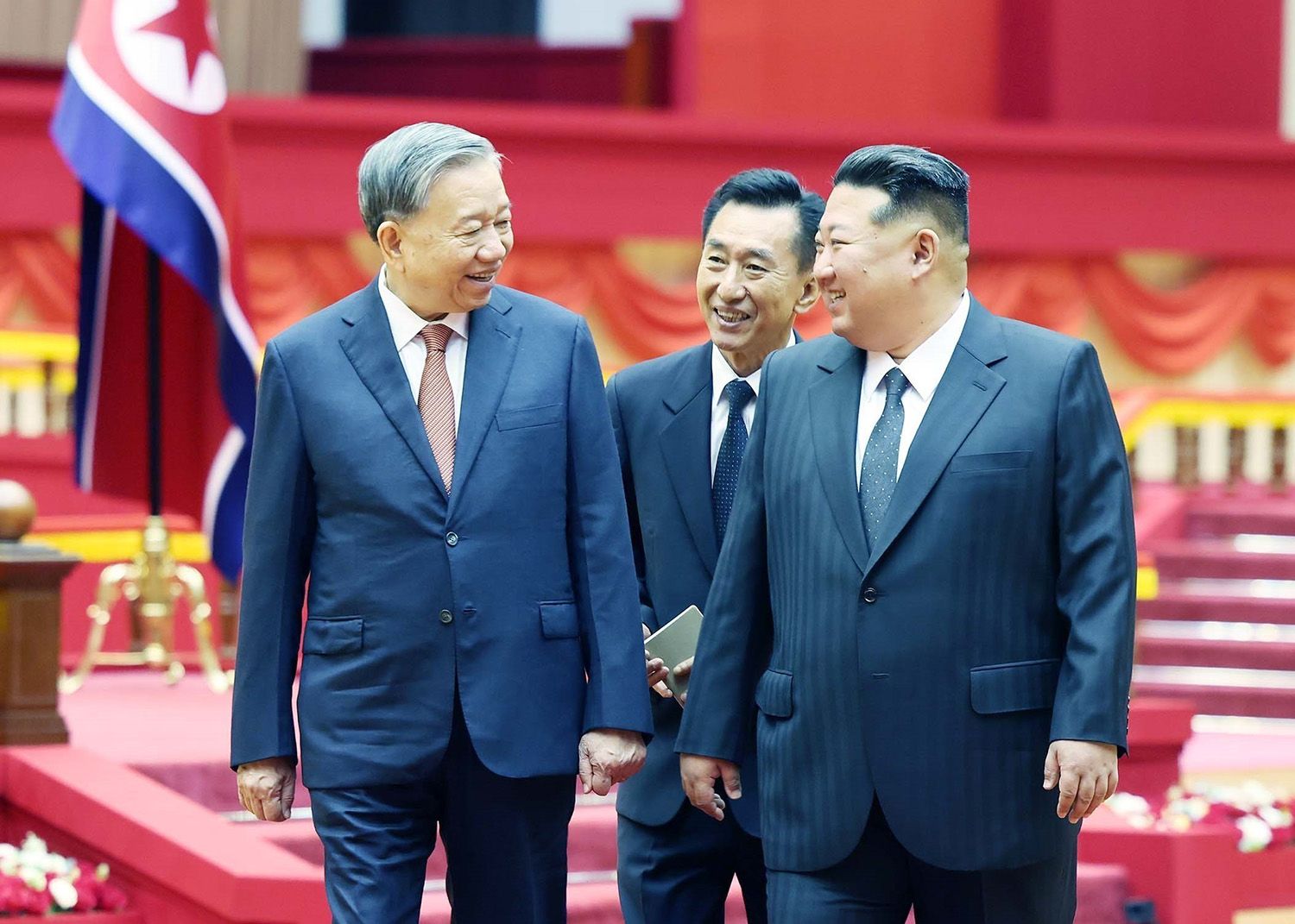 Những điểm sáng ấn tượng của đối ngoại Việt Nam năm 2025- Ảnh 4. Những điểm sáng ấn tượng của đối ngoại Việt Nam năm 2025- Ảnh 4.