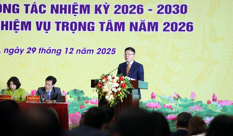 Bức tranh y tế nhiệm kỳ 2021–2025 với những chỉ tiêu vượt kỳ vọng- Ảnh 1.