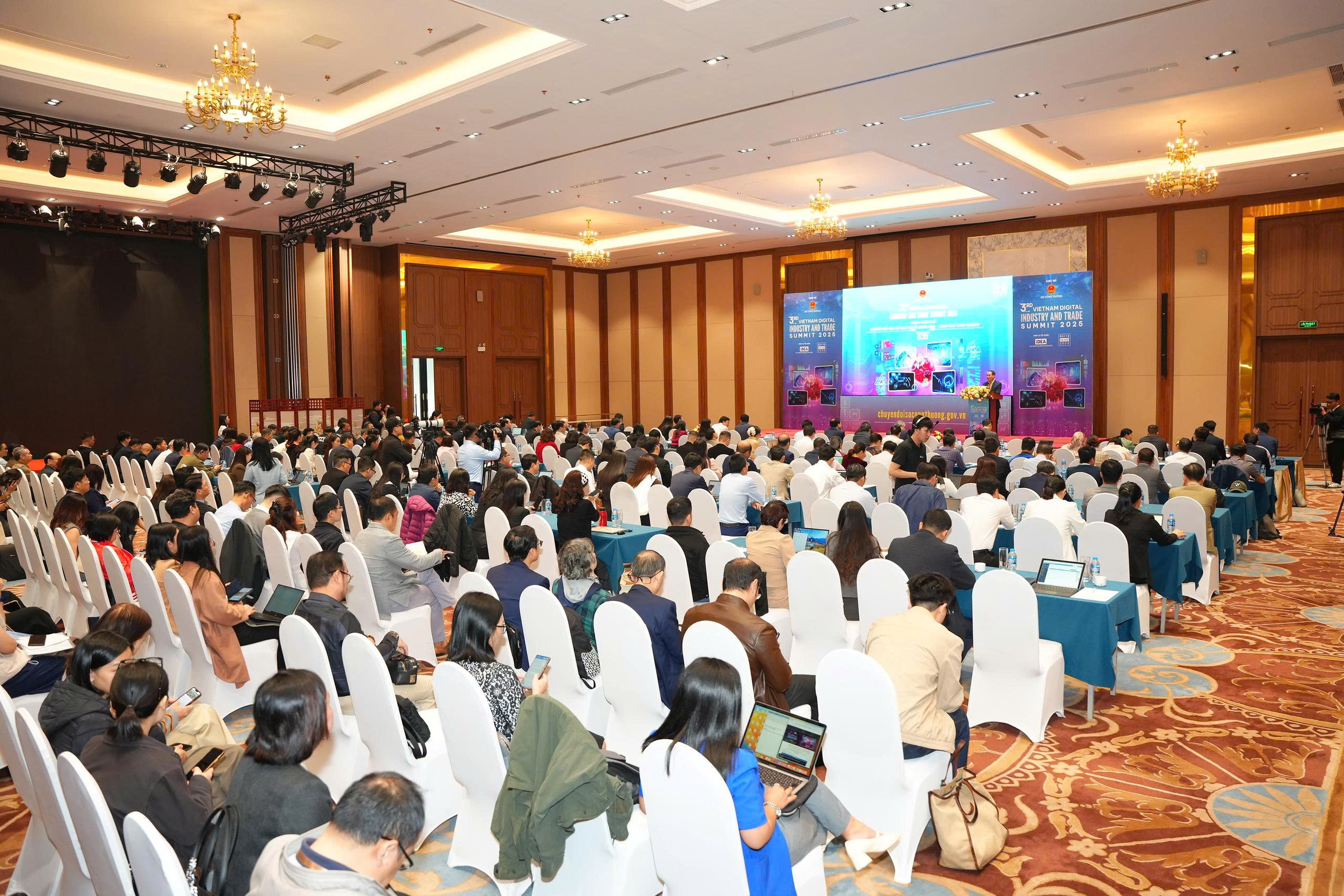 Năm 2025, thương mại điện tử bán lẻ dự báo vượt mốc 25 tỷ USD- Ảnh 2.