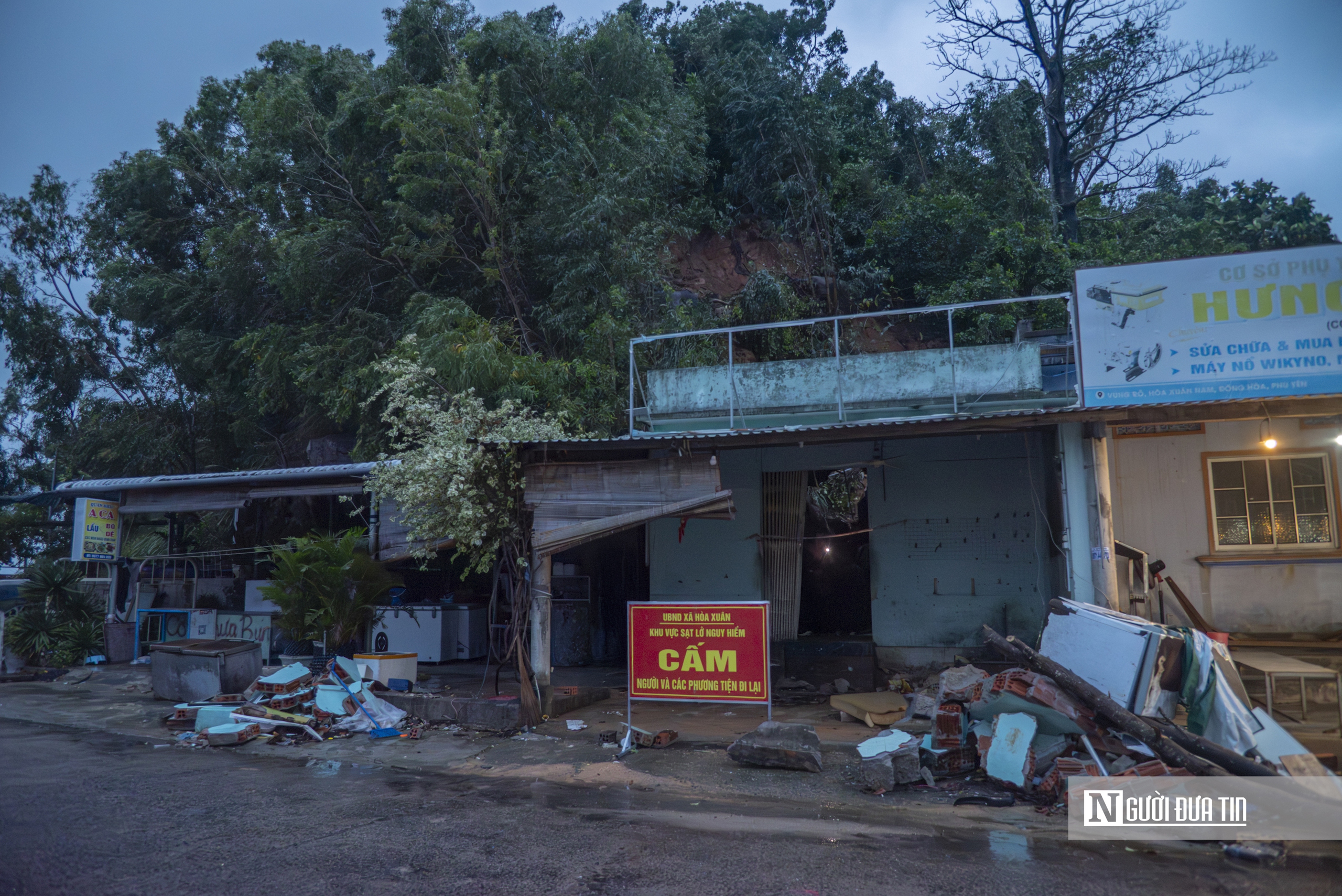 Sẻ chia "rốn lũ" Hòa Xuân, nhói lòng mẹ đơn thân mất 2 con trong đêm lũ- Ảnh 3.