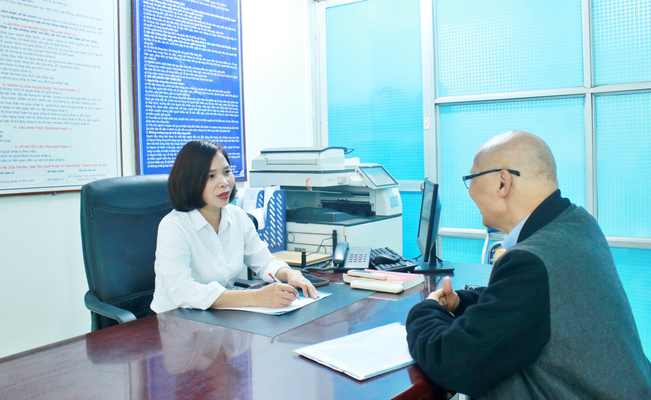 Hành trình lấy lại mảnh đất 50m2 cho người phụ nữ bị câm điếc- Ảnh 3. Hành trình lấy lại mảnh đất 50m2 cho người phụ nữ bị câm điếc- Ảnh 3.