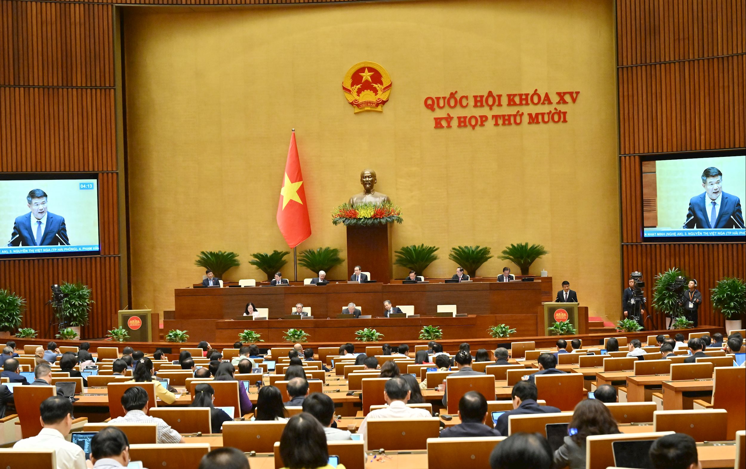 Điều tra, xét xử 37 vụ án, 248 bị cáo liên quan đến Công ty Việt Á - Ảnh 2.