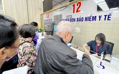 Bộ Y tế y&ecirc;u cầu tăng cường kiểm tra việc thực hiện ch&iacute;nh s&aacute;ch, ph&aacute;p luật về BHYT - Ảnh 2.