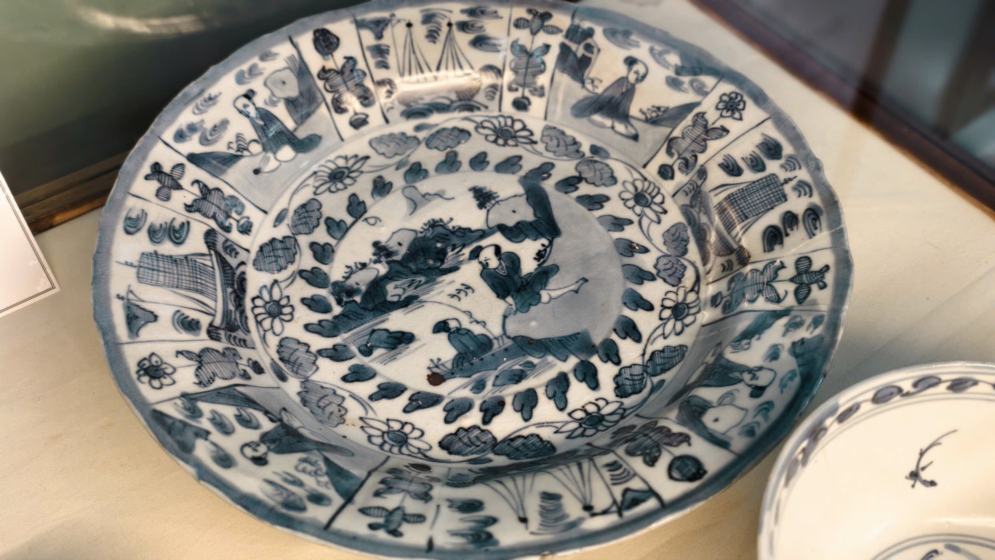 Ngắm di sản trục vớt từ các tàu cổ khắp Việt Nam hội tụ tại Quảng Ngãi- Ảnh 8. Ngắm di sản trục vớt từ các tàu cổ khắp Việt Nam hội tụ tại Quảng Ngãi- Ảnh 8.