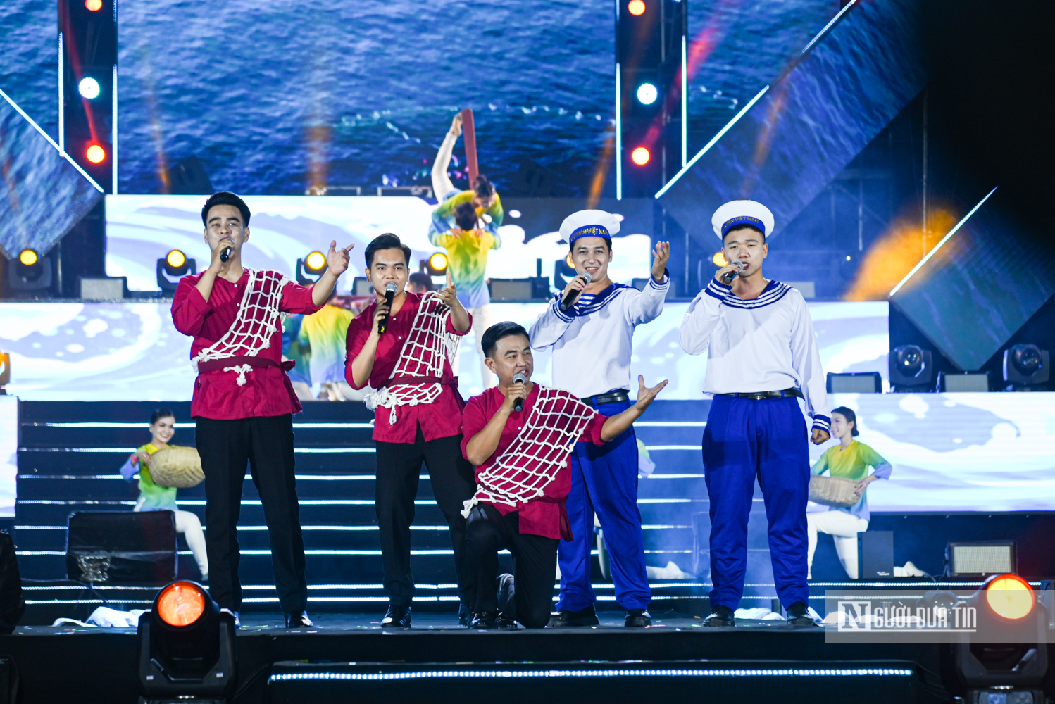 M&atilde;n nh&atilde;n đ&ecirc;m countdown đ&oacute;n Tết Dương lịch 2026 tại Gia Lai- Ảnh 18.