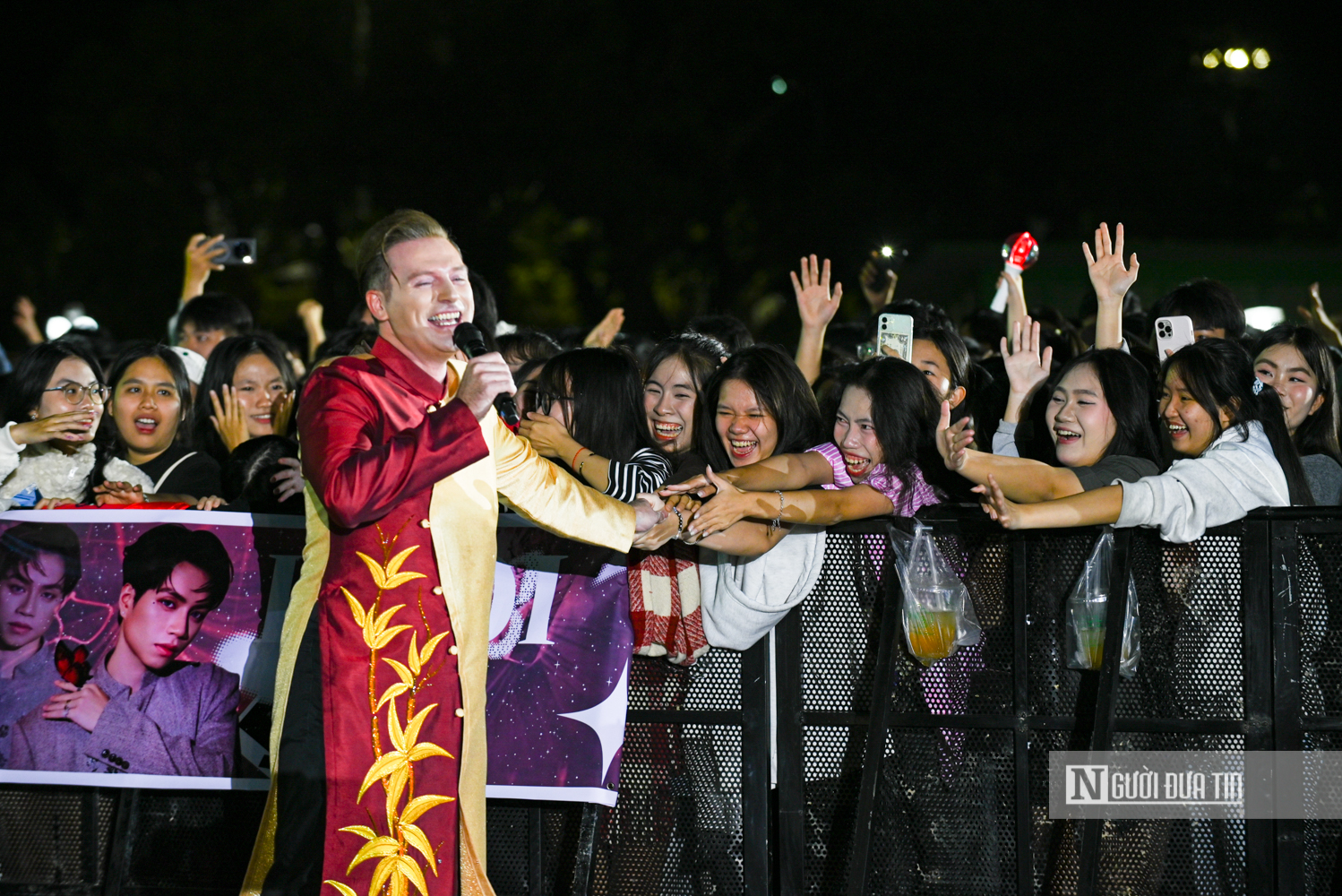 M&atilde;n nh&atilde;n đ&ecirc;m countdown đ&oacute;n Tết Dương lịch 2026 tại Gia Lai- Ảnh 13.