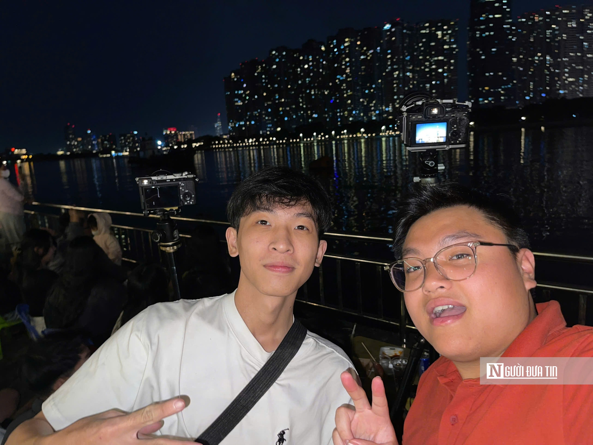 Ch&ugrave;m ảnh ph&aacute;o hoa đ&oacute;n năm mới tại Tp.HCM- Ảnh 12.