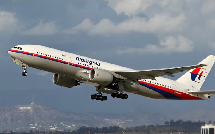 Krasny Liman bị siết chặt: Nga đồng loạt kh&oacute;a đường từ bắc v&agrave; nam - Ảnh 2.