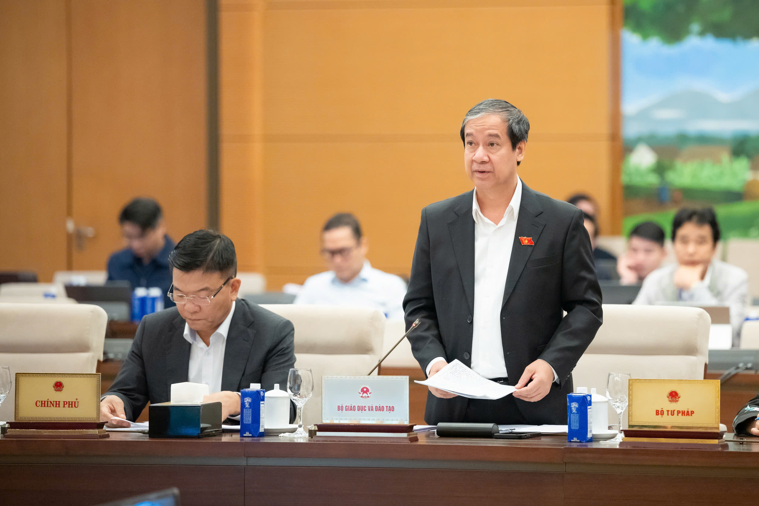 Lý do không xếp bác sĩ nội trú, chuyên khoa tương đương thạc sĩ - Ảnh 3.