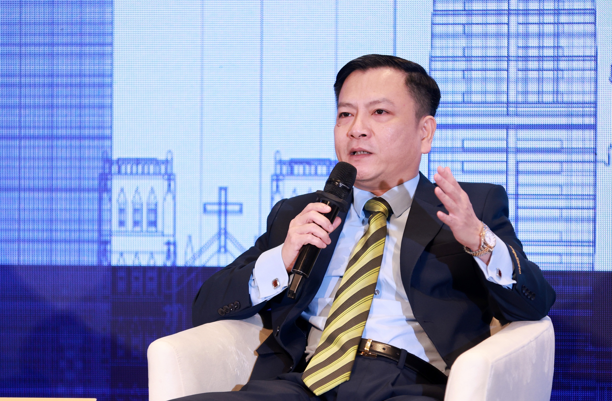 “Thổi giá” bất động sản khó xử lý hình sự, giải pháp nằm ở minh bạch và kiểm soát nguồn cung - Ảnh 3.