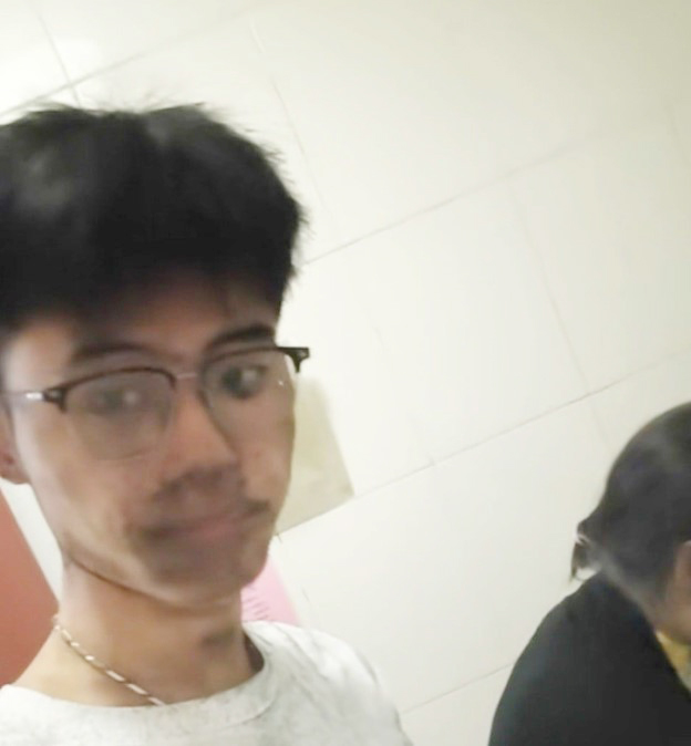 Nam thiếu niên 17 tuổi, một tay bế bà thoát khỏi biển lửa- Ảnh 1.