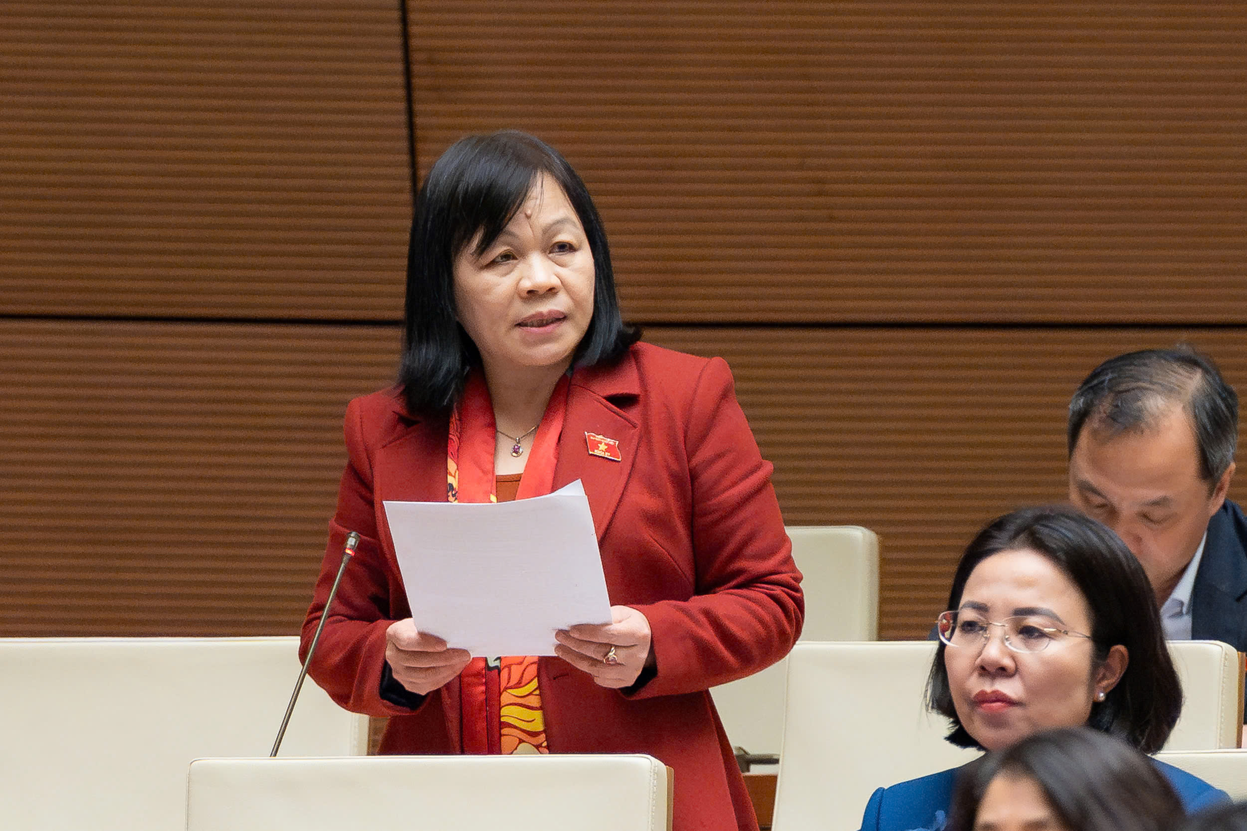 "Có vùng, có gia đình vừa thoát nghèo, chỉ sau một trận lũ có thể trở lại nghèo"- Ảnh 1.