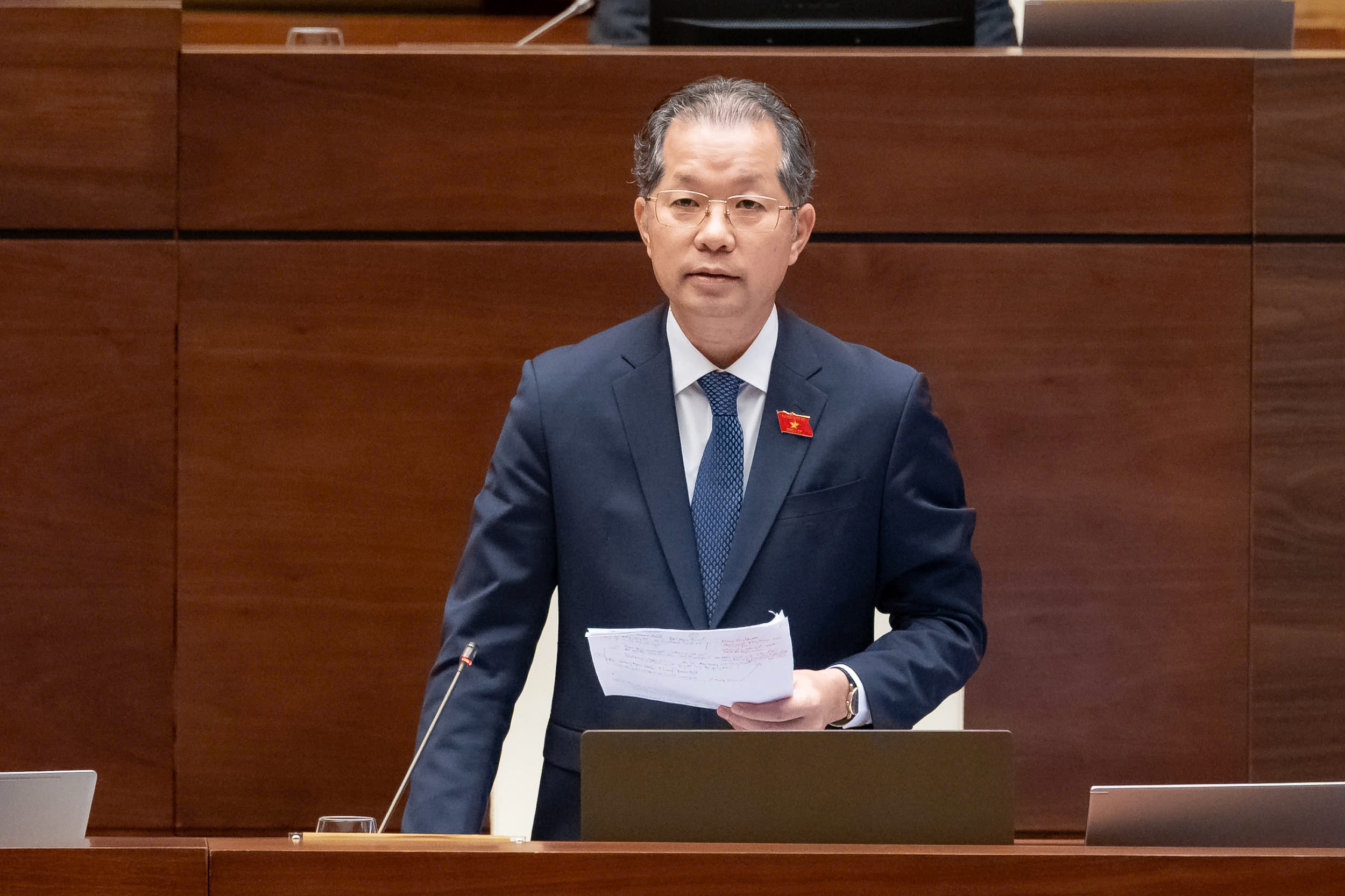 ĐBQH nêu lý do cần có thẩm phán toà chuyên biệt là người nước ngoài- Ảnh 4.