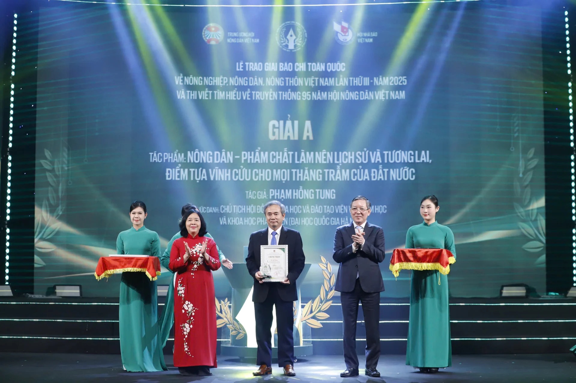 45 tác phẩm giành giải báo chí về tam nông năm 2025- Ảnh 3.