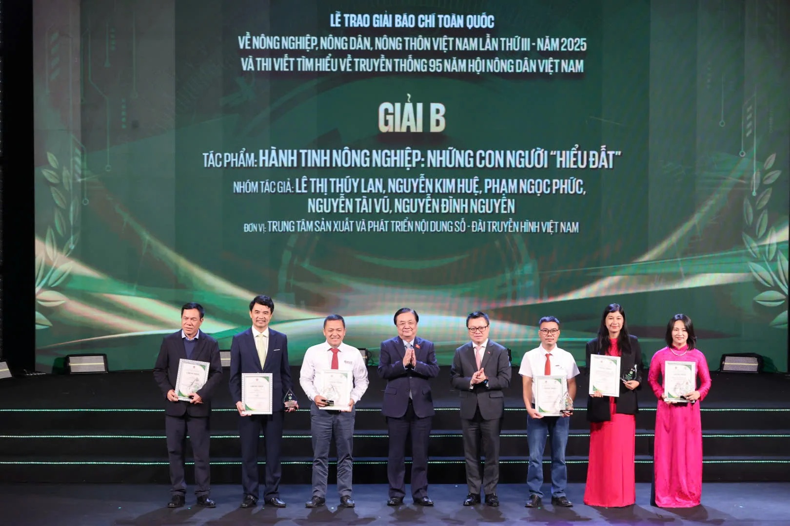 45 tác phẩm giành giải báo chí về tam nông năm 2025- Ảnh 1.