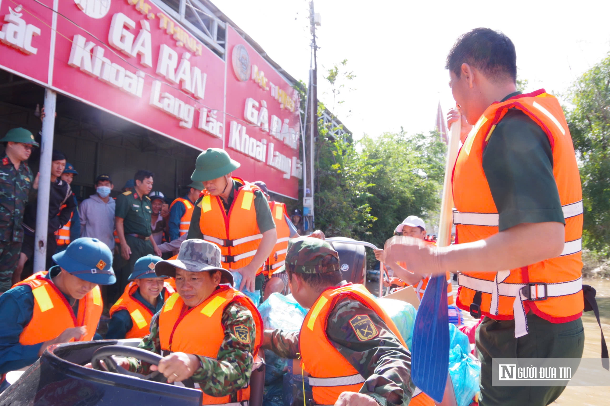 Hơn 113 tỷ đồng thiệt hại do mưa lũ, Lâm Đồng khẩn cấp ứng phó tình huống mới- Ảnh 7.