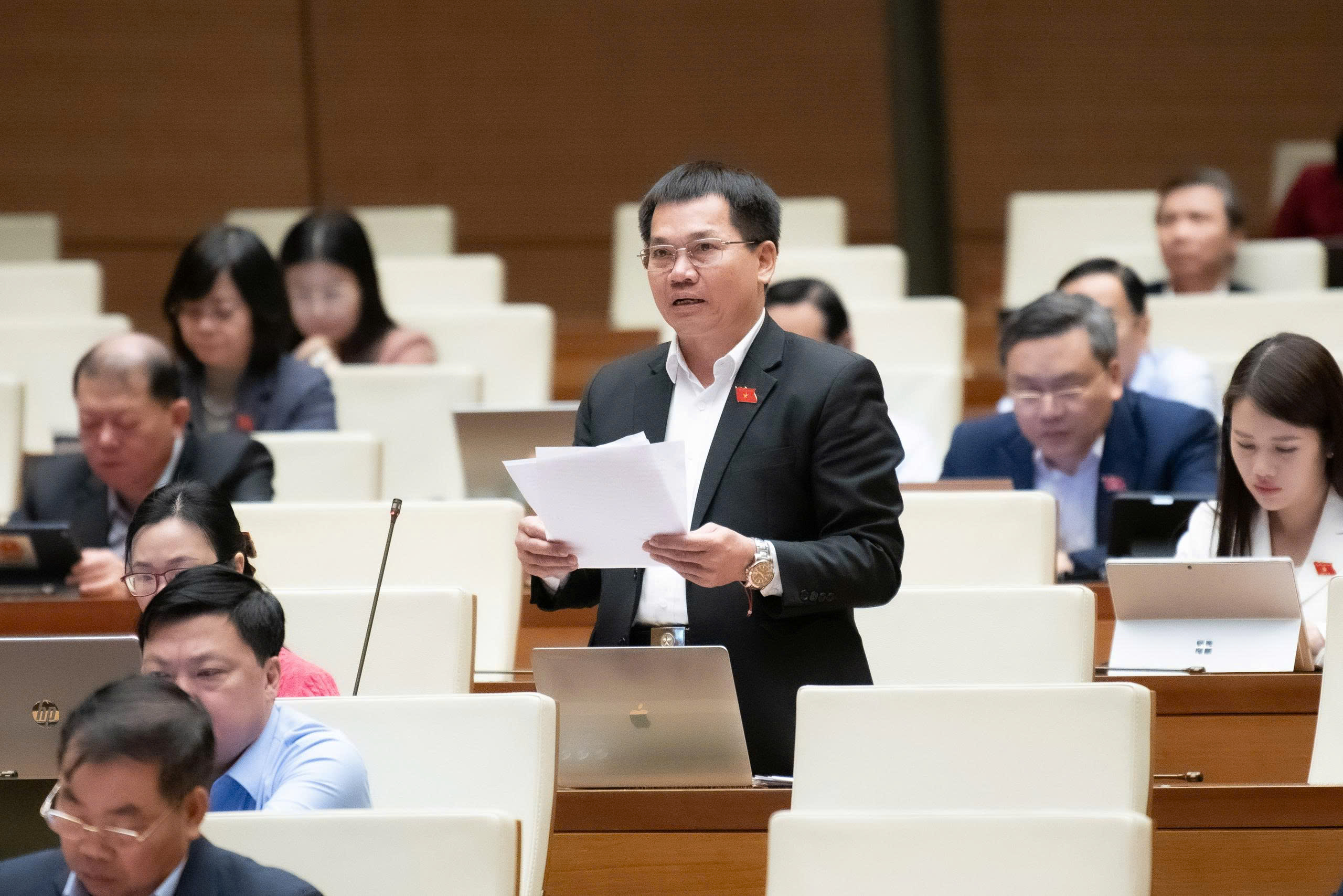 Lo ngại áp lực vốn cho địa phương triển khai chương trình mục tiêu quốc gia- Ảnh 2. Lo ngại áp lực vốn cho địa phương triển khai chương trình mục tiêu quốc gia- Ảnh 2.