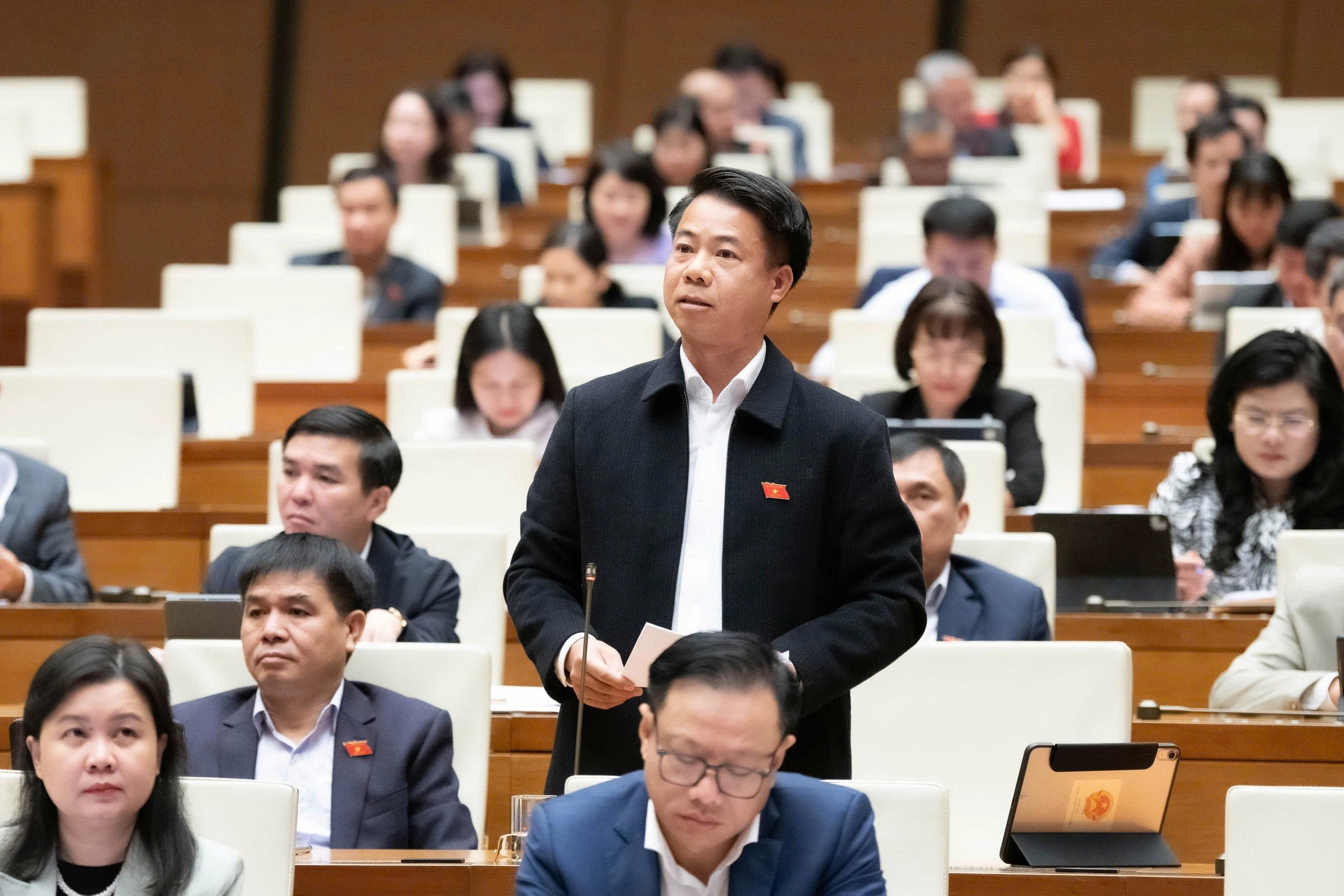 Lo ngại áp lực vốn cho địa phương triển khai chương trình mục tiêu quốc gia- Ảnh 3. Lo ngại áp lực vốn cho địa phương triển khai chương trình mục tiêu quốc gia- Ảnh 3.