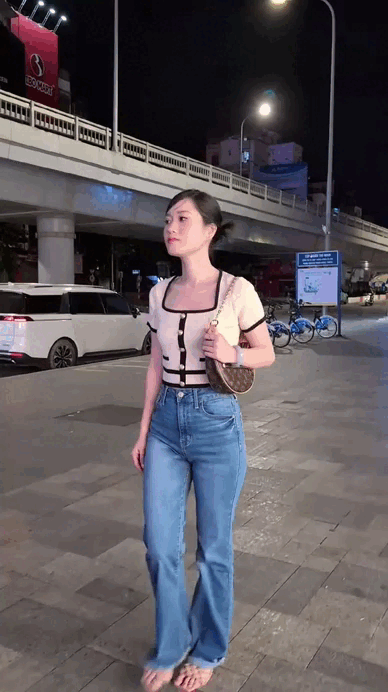 Sắc vóc gây sốt của nữ diễn viên Mang mẹ đi bỏ sau khi giảm 14kg ở tuổi 36 - Ảnh 3.