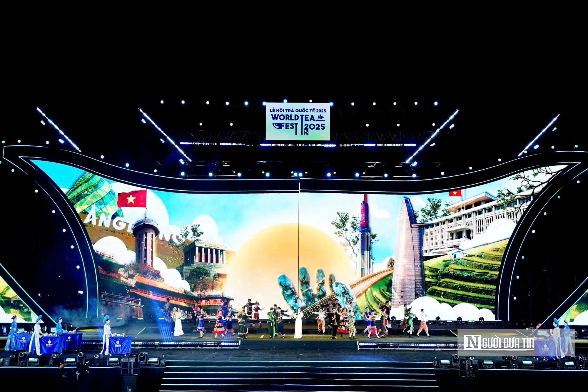 Phó Thủ tướng Bùi Thanh Sơn dự khai mạc Lễ hội Trà quốc tế 2025 ở Lâm Đồng- Ảnh 1.