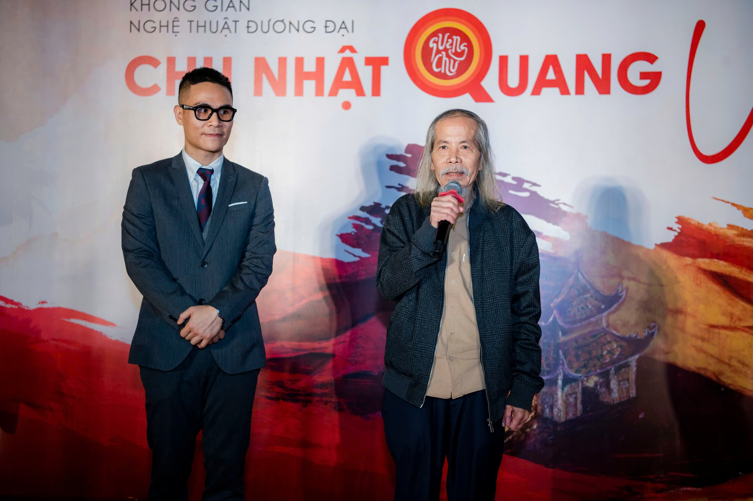 Hoạ sĩ 9X gây sốt với bức sơn mài bán giá 100.000 USD- Ảnh 1. Hoạ sĩ 9X gây sốt với bức sơn mài bán giá 100.000 USD- Ảnh 1.