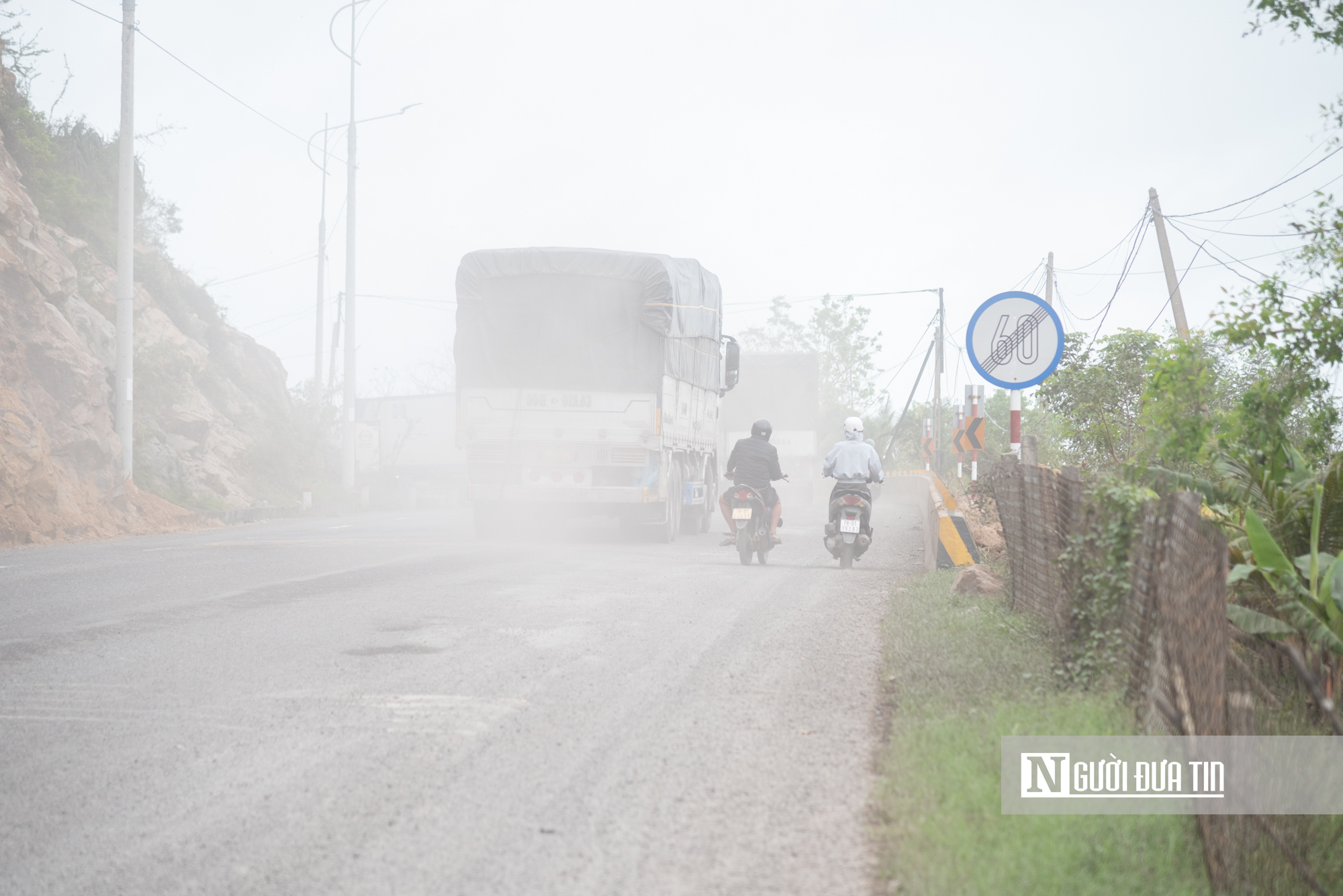 Cung đường du lịch ven biển Gia Lai - Đắk Lắk trồi sụt, chi chít ổ gà, ổ voi- Ảnh 8.