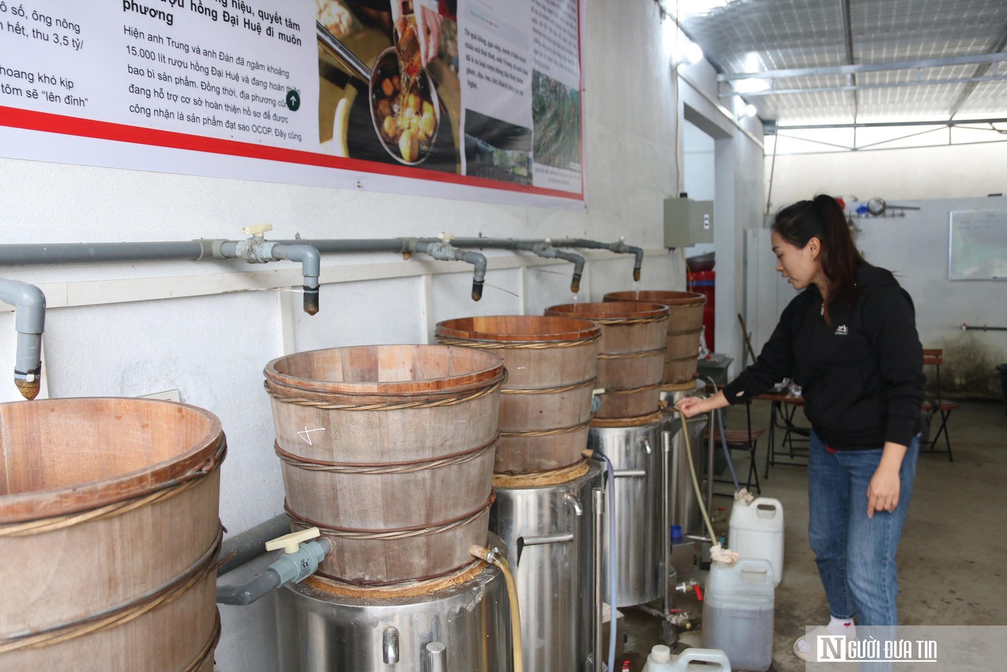 Người đàn ông 9X bỏ “trời tây” về quê khởi nghiệp tạo ra đặc sản mang hương vị hồn quê - Ảnh 4.