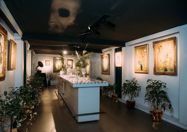 Mỹ nhân Việt duy nhất đóng chính phim Hollywood, tuổi 43 hôn nhân viên mãn, ở biệt thự 2.000m2 - Ảnh 5.