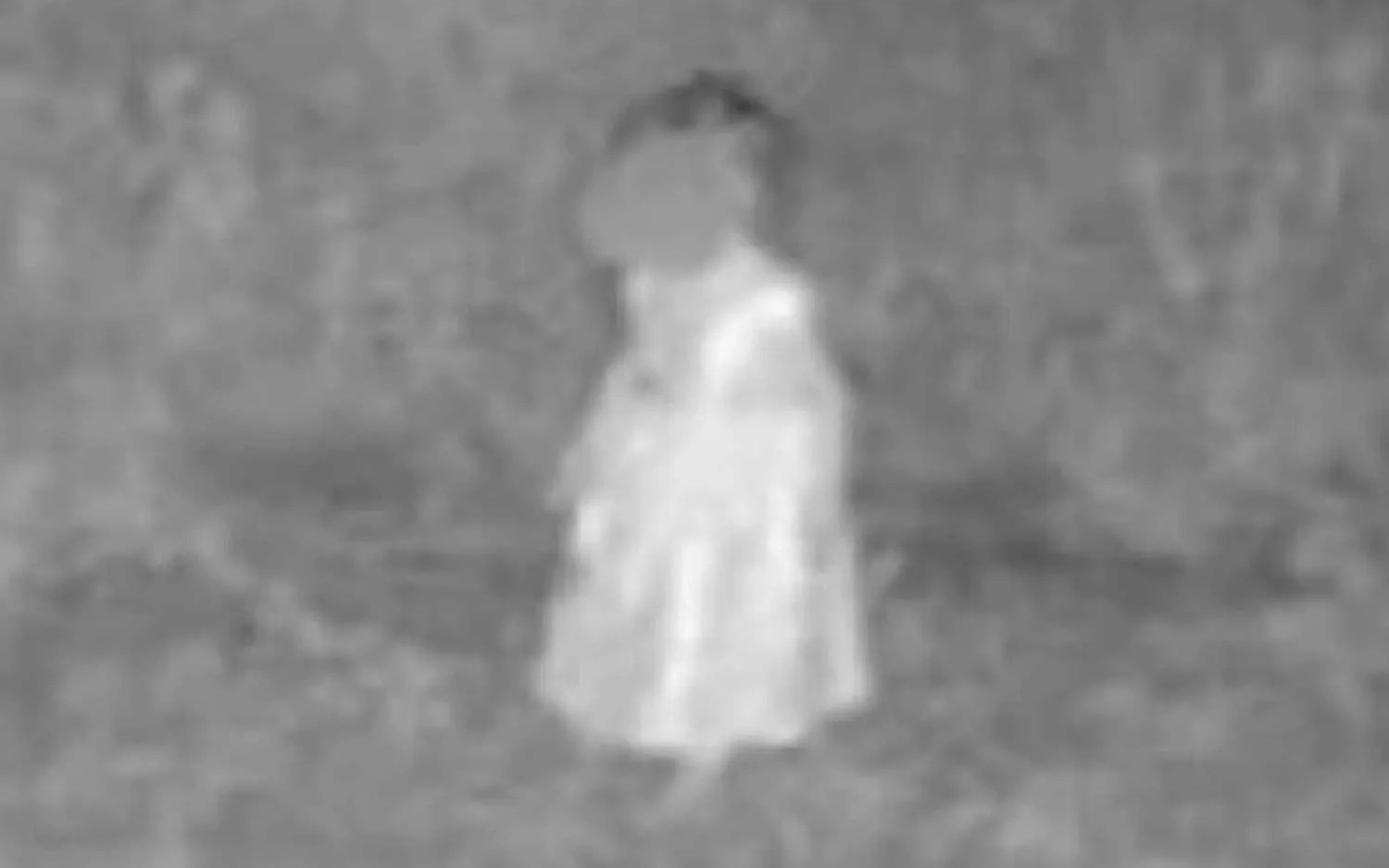 Trộm đột nhập bệnh viện, nhiều bình tro cốt bị lấy đi - Ảnh 2.