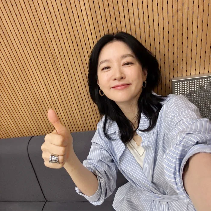 Nữ diễn viên phim "Nàng Dae Jang Geum" gây bất ngờ với nhan sắc trẻ trung ở tuổi U60- Ảnh 3. Nữ diễn viên phim "Nàng Dae Jang Geum" gây bất ngờ với nhan sắc trẻ trung ở tuổi U60- Ảnh 3.