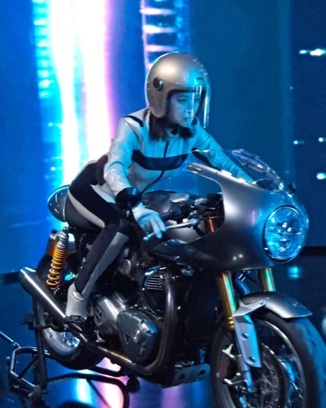 Nữ diễn viên phim "Nàng Dae Jang Geum" gây bất ngờ với nhan sắc trẻ trung ở tuổi U60- Ảnh 2. Nữ diễn viên phim "Nàng Dae Jang Geum" gây bất ngờ với nhan sắc trẻ trung ở tuổi U60- Ảnh 2.