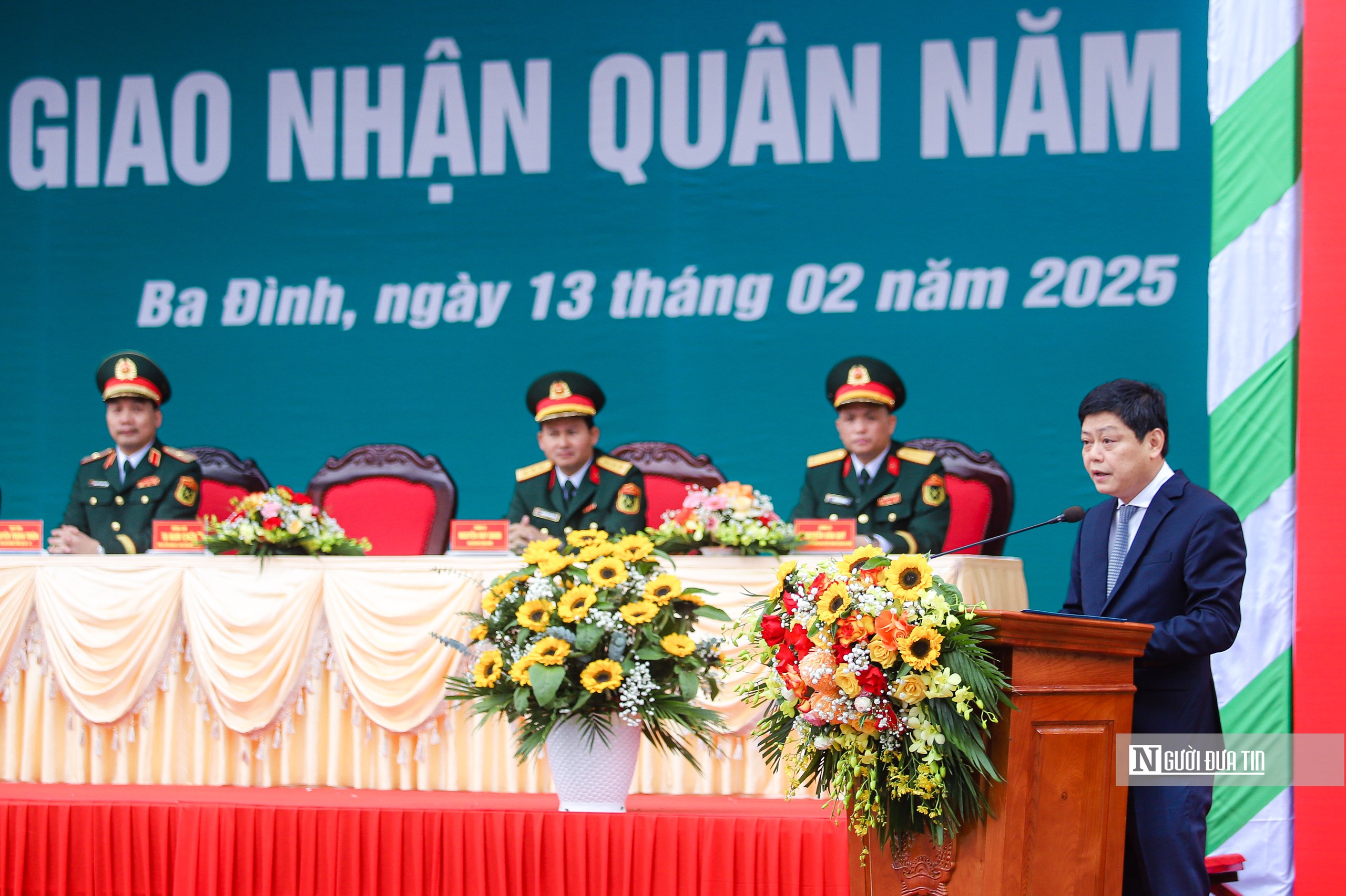 4.400 thanh niên Hà Nội hào hứng lên đường nhập ngũ- Ảnh 5.