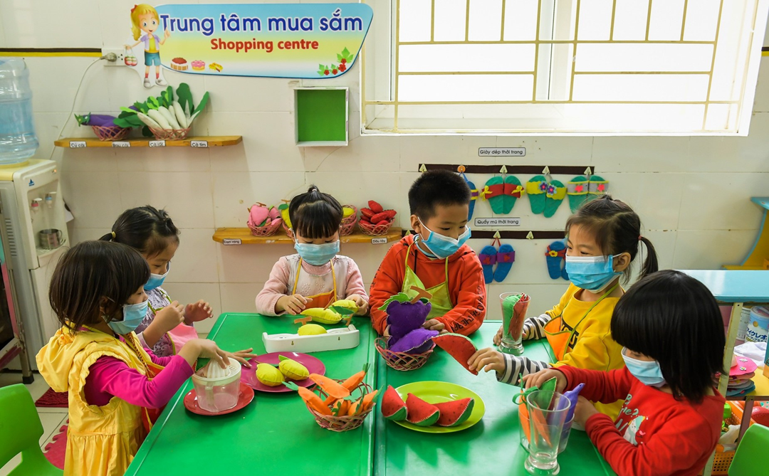Bản tin 15/2: Dự kiến chi 140 tỷ đồng đổi mới giáo dục mầm non- Ảnh 1. Bản tin 15/2: Dự kiến chi 140 tỷ đồng đổi mới giáo dục mầm non- Ảnh 1.