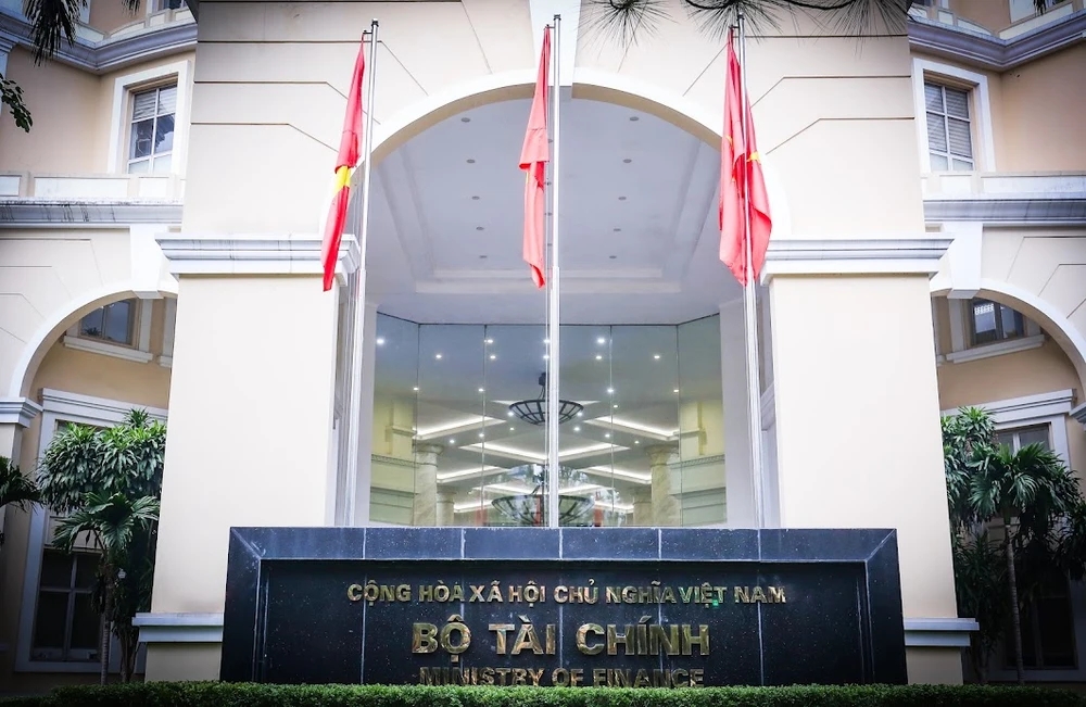 Tăng số lượng Thứ trưởng, phó thủ trưởng cơ quan ngang bộ- Ảnh 1. Tăng số lượng Thứ trưởng, phó thủ trưởng cơ quan ngang bộ- Ảnh 1.