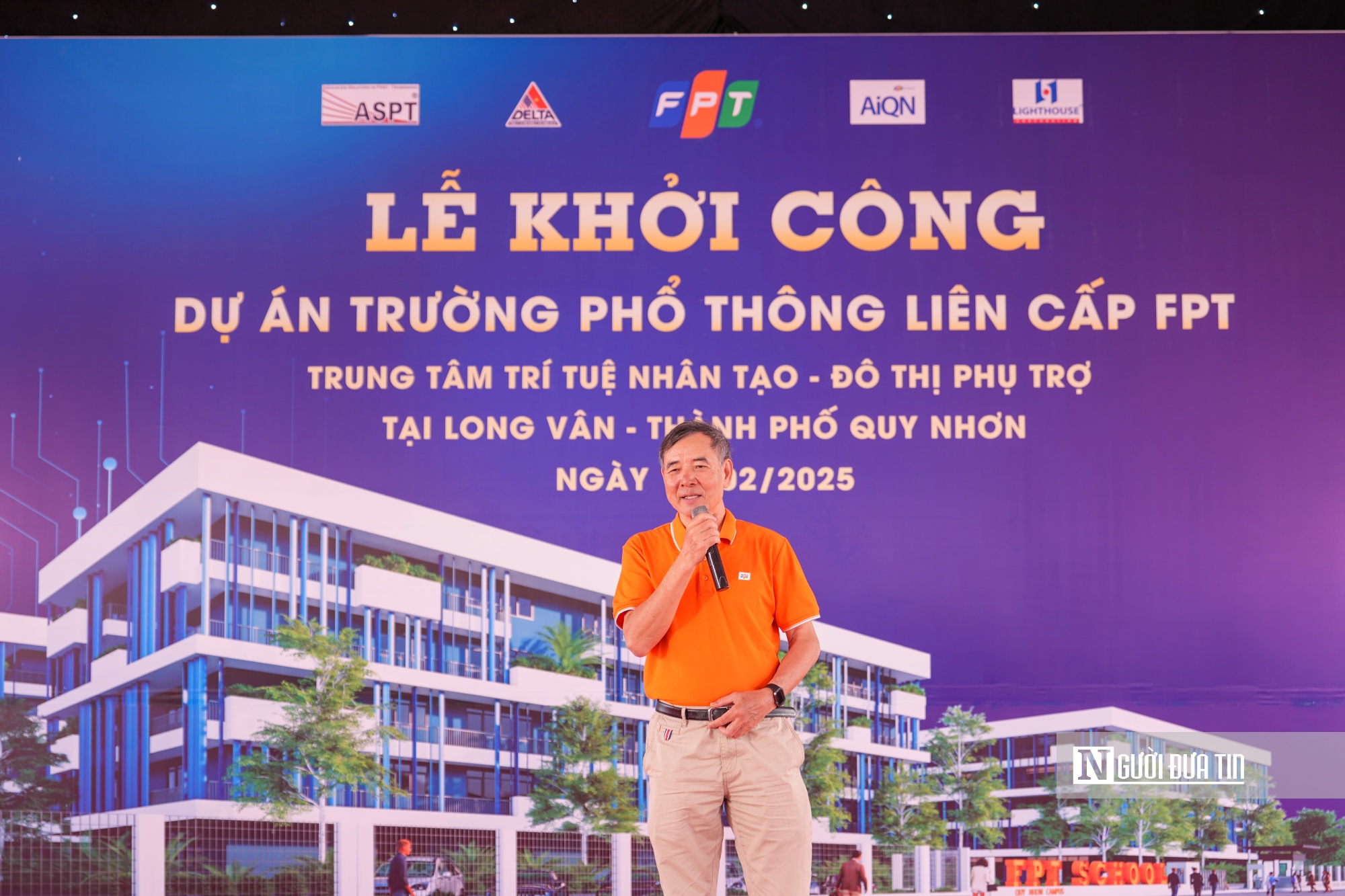 TS. Lê Trường Tùng - Tổng Giám đốc Tổ chức Giáo dục FPT phát biểu tại lễ khởi công.