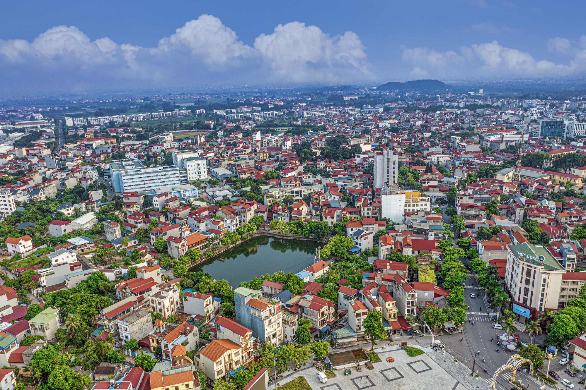 Chuyện tỉnh, chuyện huyện: "Chưa đi đã tới" thì lấy đâu ra dư địa phát triển?- Ảnh 1.