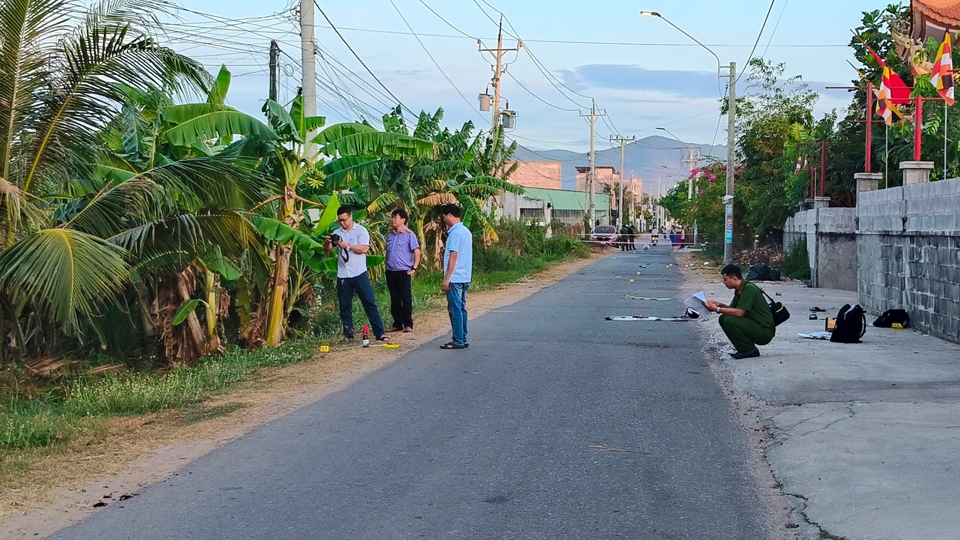 Bình Thuận: Điều tra vụ hỗn chiến khiến 2 người thương vong - Ảnh 2.