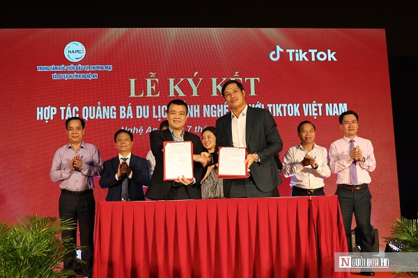 Tháo gỡ “điểm nghẽn” du lịch Nghệ An – Kỳ cuối: Chuyển đổi số, tăng cường ứng dụng công nghệ- Ảnh 4. Tháo gỡ “điểm nghẽn” du lịch Nghệ An – Kỳ cuối: Chuyển đổi số, tăng cường ứng dụng công nghệ- Ảnh 4.