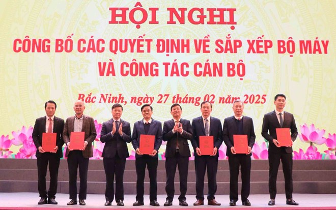 Bắc Ninh bổ nhiệm nhiều lãnh đạo sở, ngành sau sắp xếp- Ảnh 2.