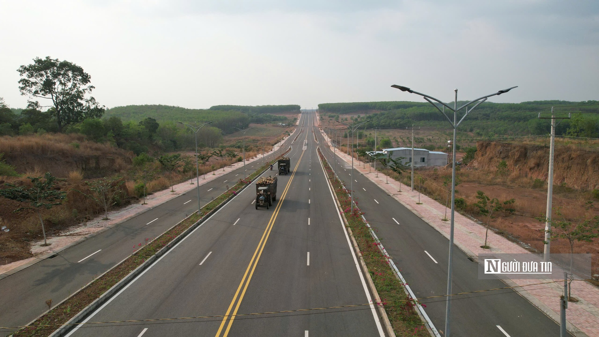 Toàn cảnh 5 dự án giao thông trọng điểm kết nối liên vùng của tỉnh Bình Phước- Ảnh 1. Toàn cảnh 5 dự án giao thông trọng điểm kết nối liên vùng của tỉnh Bình Phước- Ảnh 1.