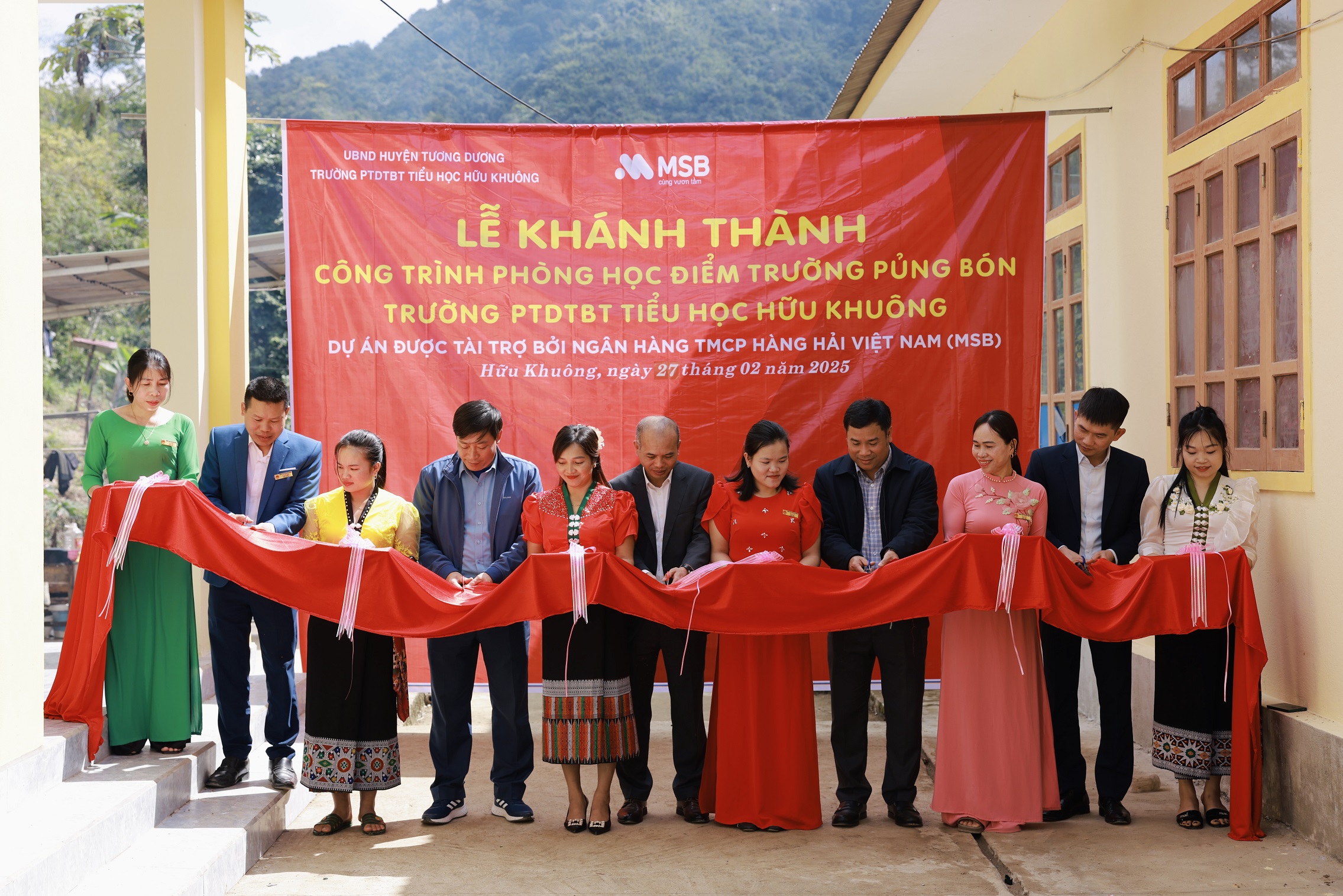 Khánh thành 4 phòng học mới do MSB tài trợ tại điểm trường Pủng Bón, Nghệ An- Ảnh 1. Khánh thành 4 phòng học mới do MSB tài trợ tại điểm trường Pủng Bón, Nghệ An- Ảnh 1.