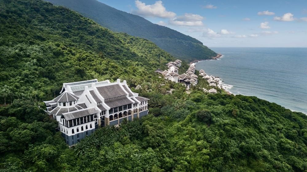 Khám phá những thiên đường nghỉ dưỡng tuyệt đẹp xuất hiện trong Yêu nhầm bạn thân - Ảnh 6. Khám phá những thiên đường nghỉ dưỡng tuyệt đẹp xuất hiện trong Yêu nhầm bạn thân - Ảnh 6.