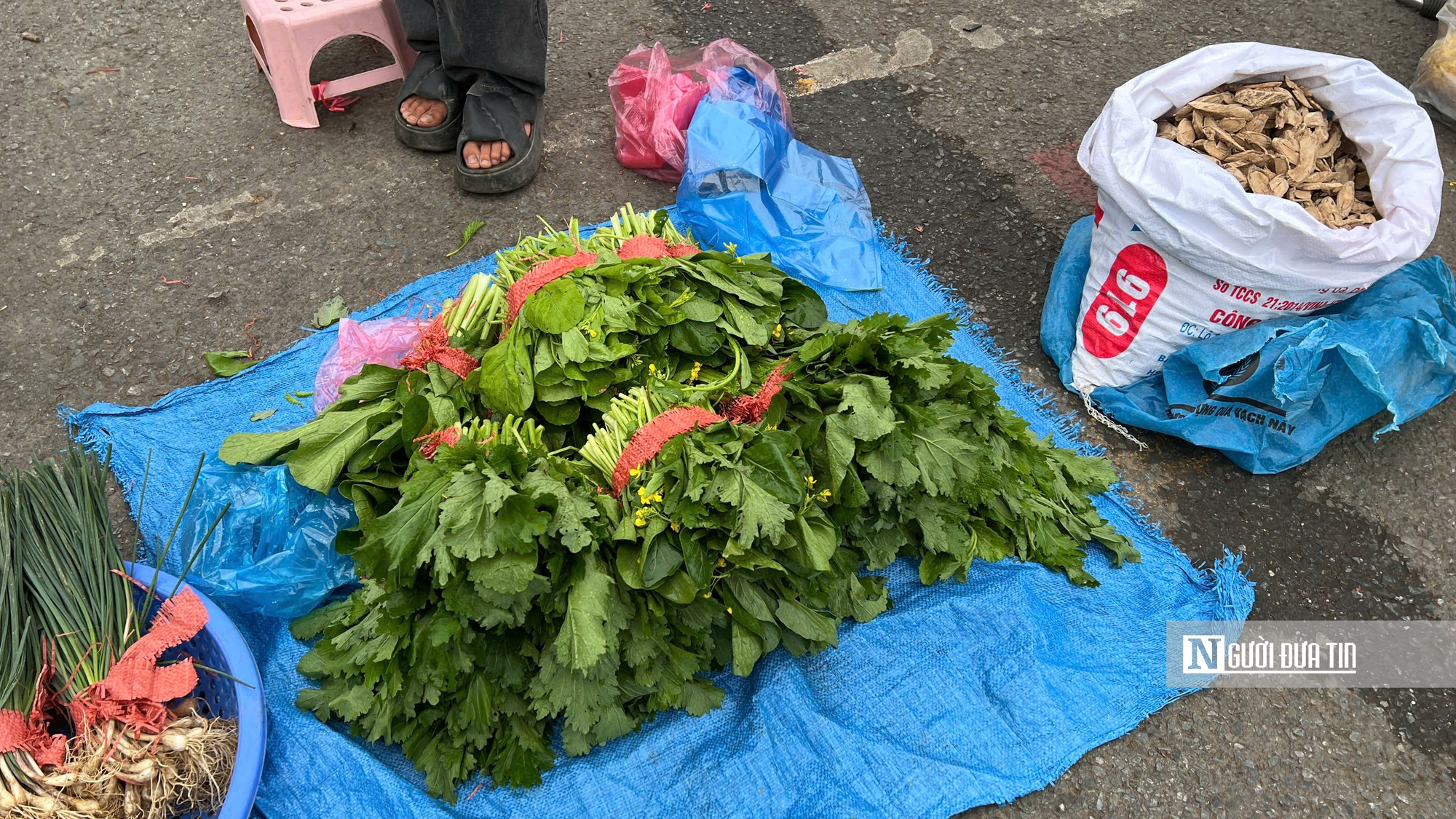 Đến vùng cao, trải nghiệm đặc sắc văn hóa chợ phiên- Ảnh 1.