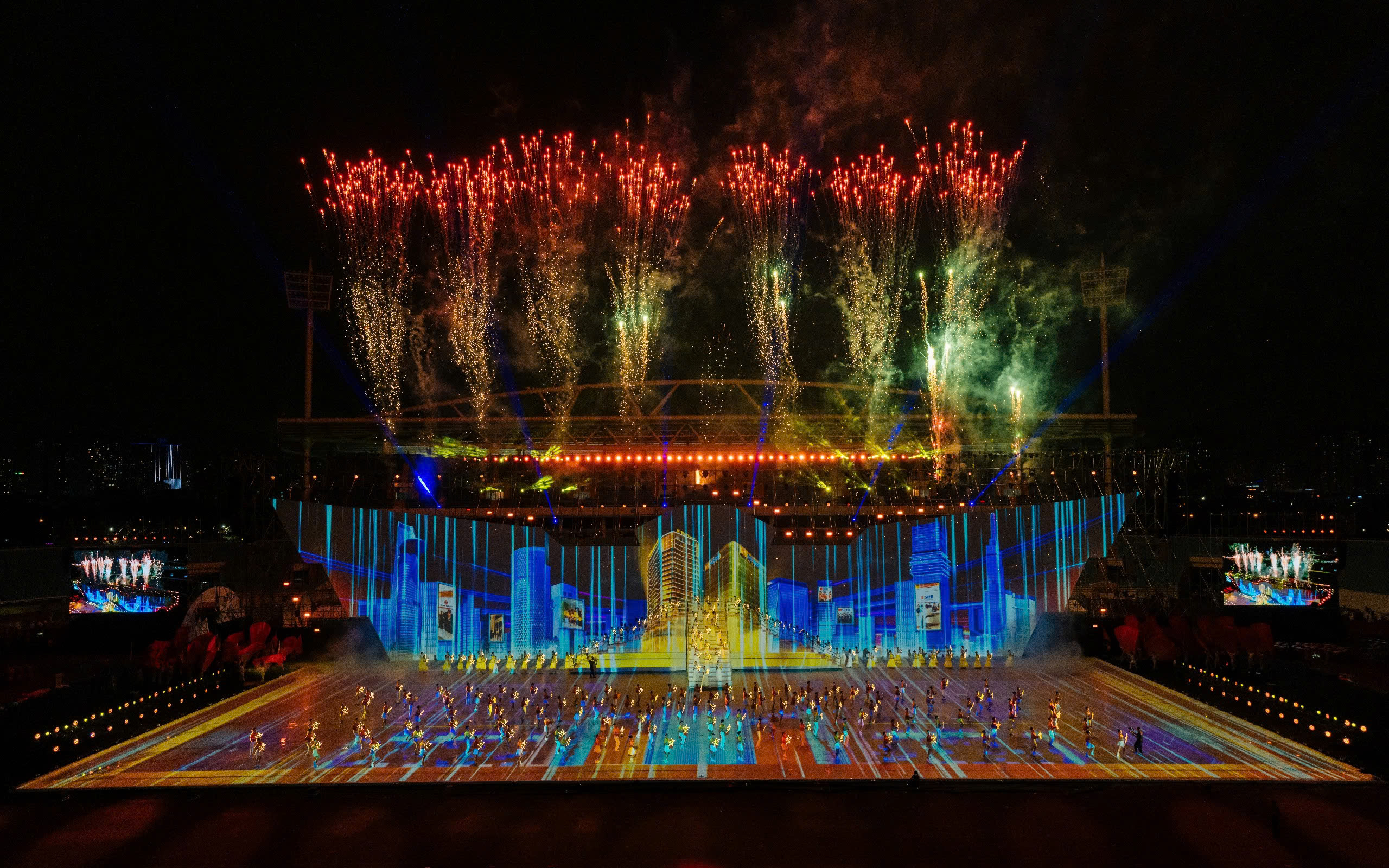 Ngày hội Văn hóa SHB – T&T 2025: Ba thập kỷ “Nhất Tâm”, vững bước cùng đất nước vươn Tầm- Ảnh 5. Ngày hội Văn hóa SHB – T&T 2025: Ba thập kỷ “Nhất Tâm”, vững bước cùng đất nước vươn Tầm- Ảnh 5.