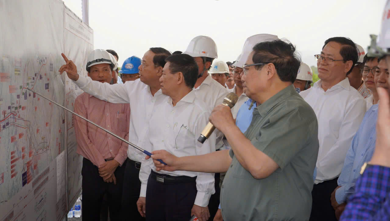 Cao tốc Biên Hòa - Vũng Tàu đoạn qua Bà Rịa - Vũng Tàu dự kiến thông xe kỹ thuật vào cuối tháng 4/2025- Ảnh 6.