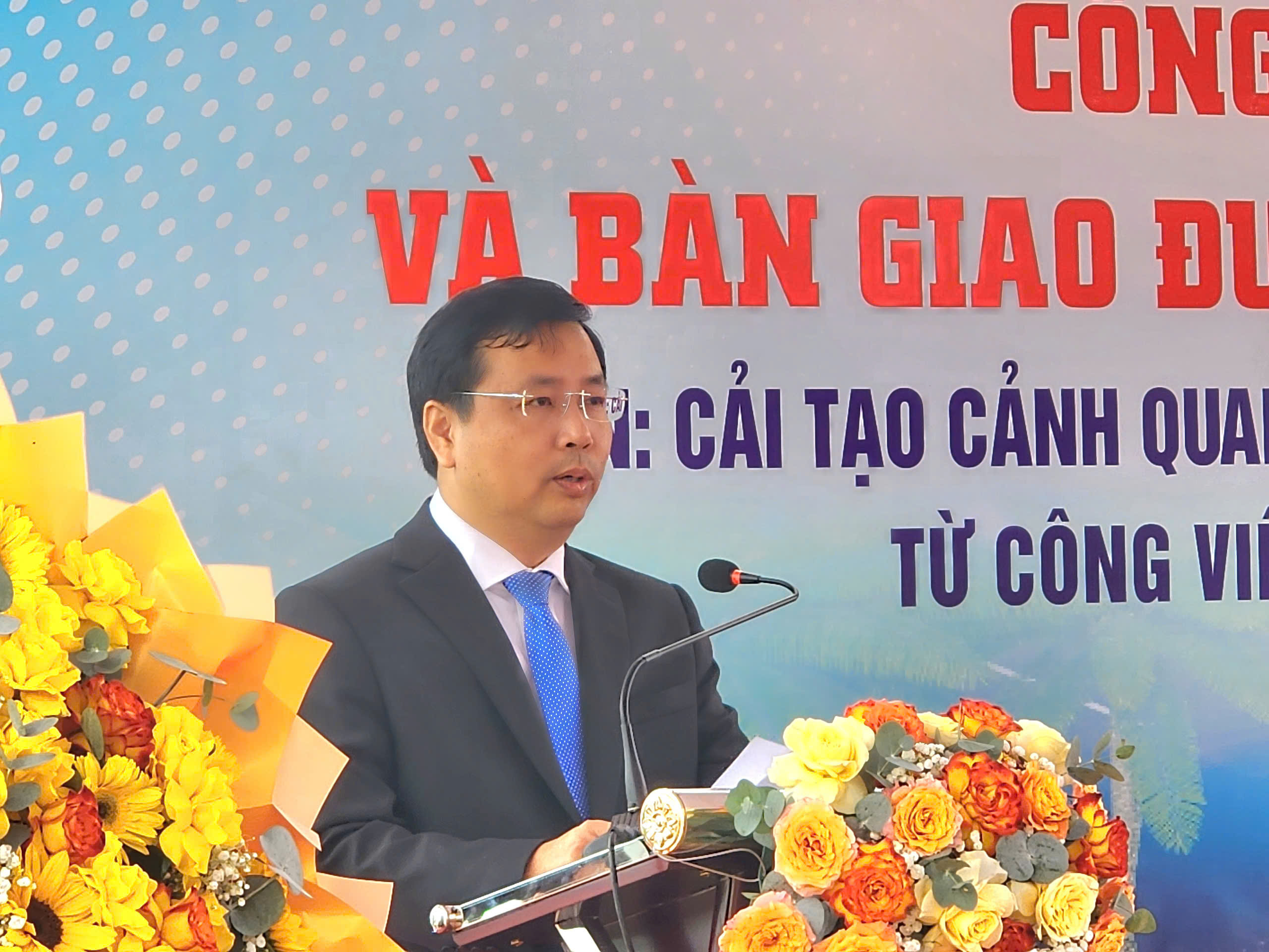 Bờ sông Thăng Long "mặc áo mới", tạo điểm nhấn cho đô thị Đà Nẵng- Ảnh 2. Bờ sông Thăng Long "mặc áo mới", tạo điểm nhấn cho đô thị Đà Nẵng- Ảnh 2.