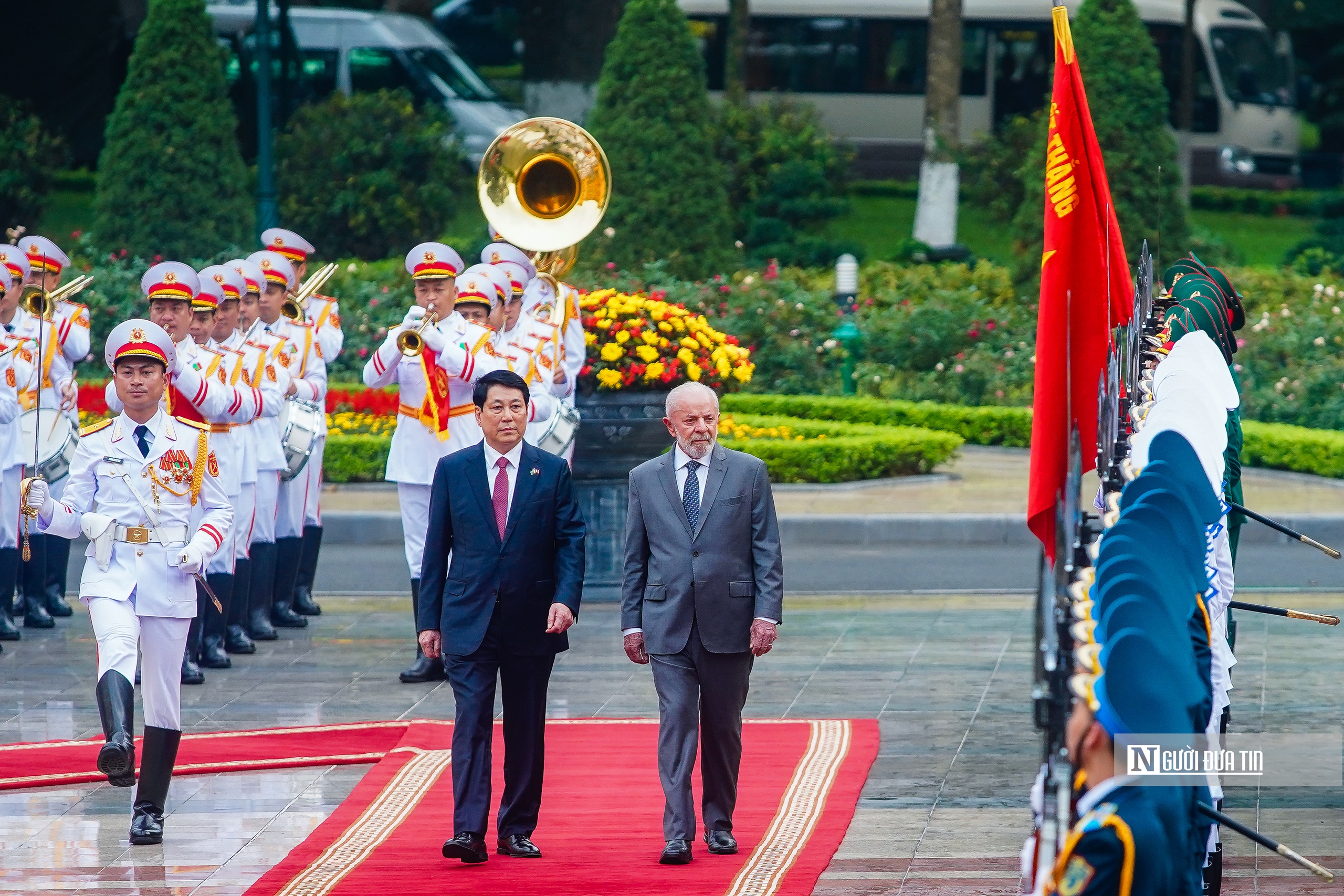 Chủ tịch nước Lương Cường chủ trì lễ đón Tổng thống Brazil- Ảnh 10.