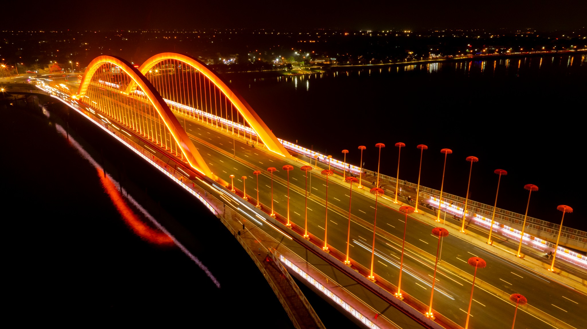 Phản hồi trước thông tin cầu Nguyễn Hoàng ở Huế thiết kế “đạo nhái”- Ảnh 7.